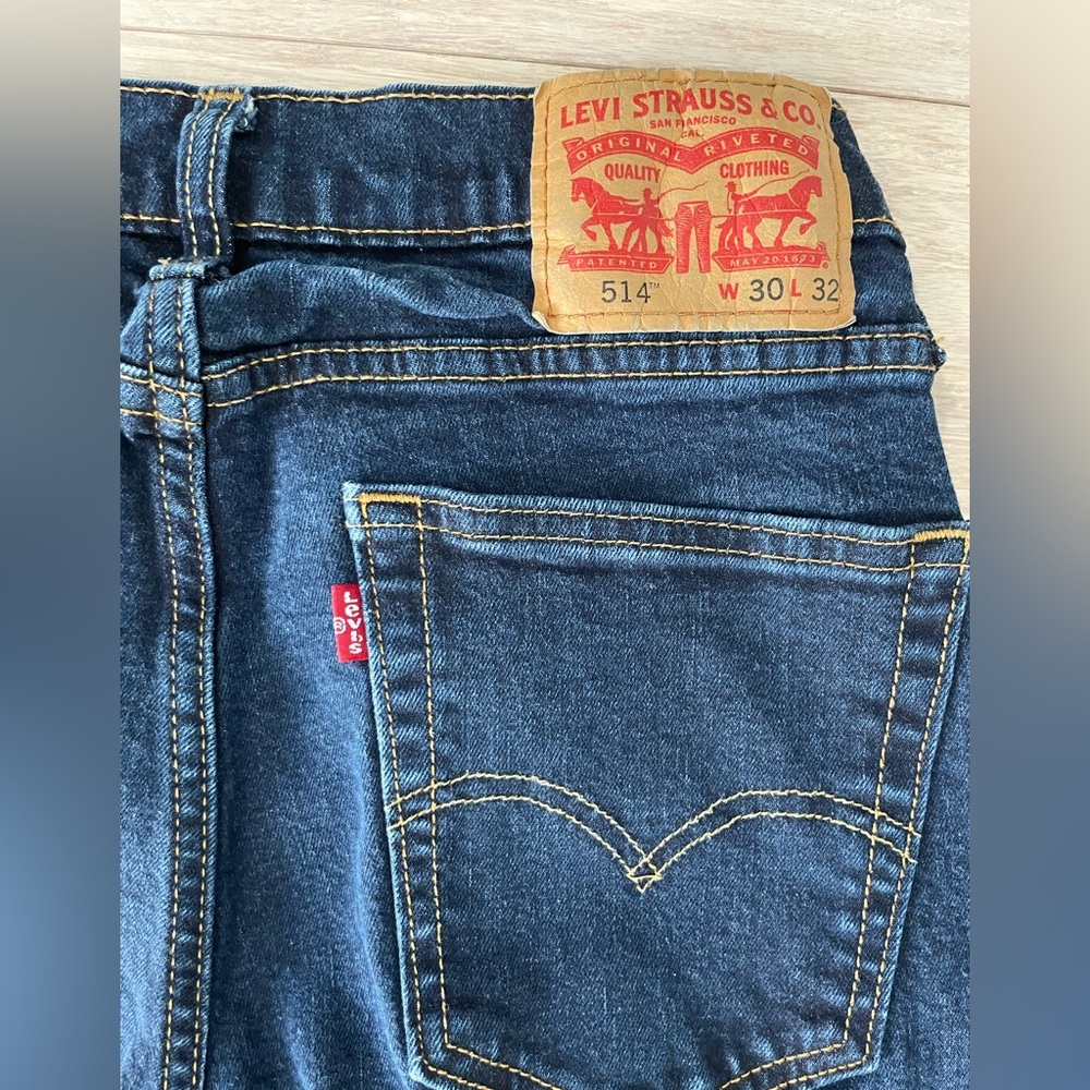 Levi’s 514 jeans. - Picture 3 of 4